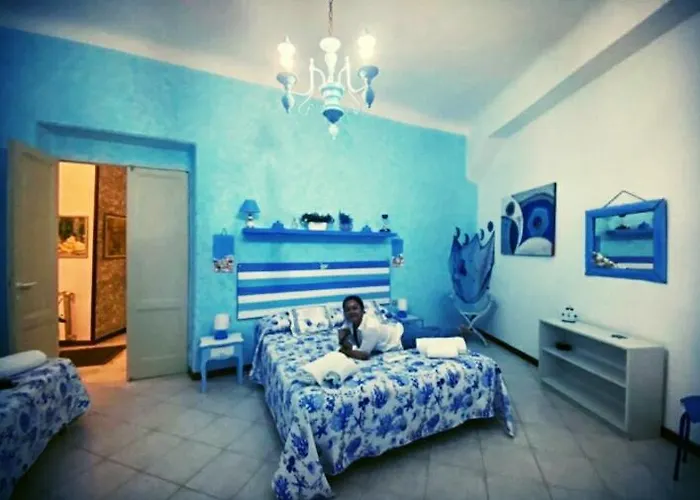 La Maison Des Caprices_ _stazione_5terre Apartment La Spezia